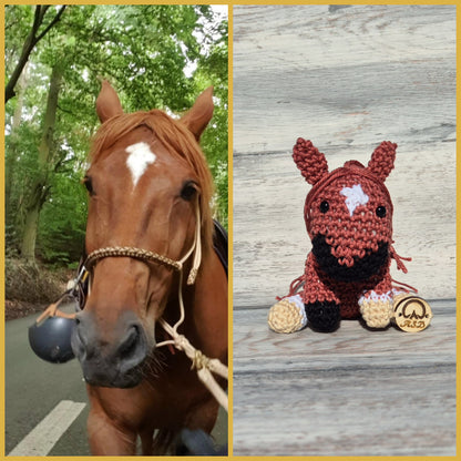 🐴 Effigie "Le Mignon" – Cheval entier au crochet